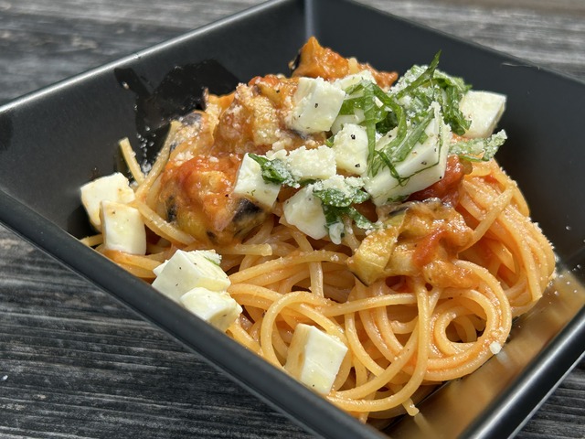 チーズの灯さんのモッツアレラトマトスパゲッティ2-2