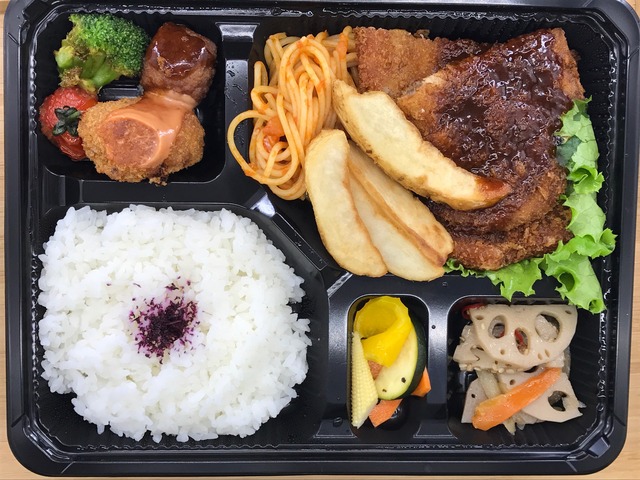 ご褒美弁当肉2