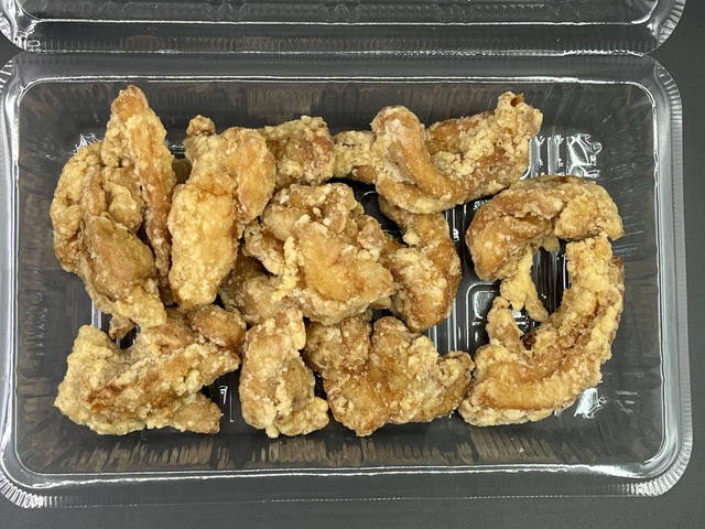 モモ
