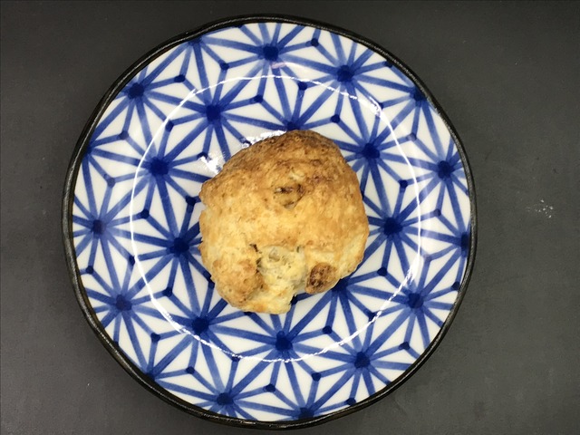 スコーンクルミ