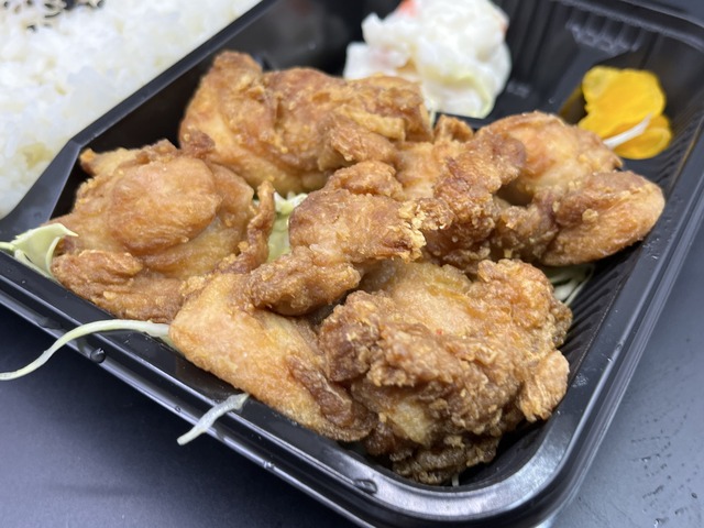 モモから弁当1-3