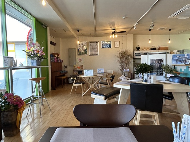 店内1