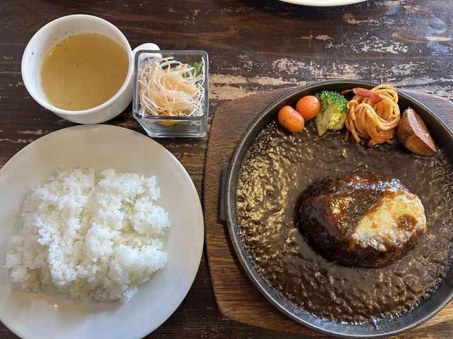 チーズハンバーグ1