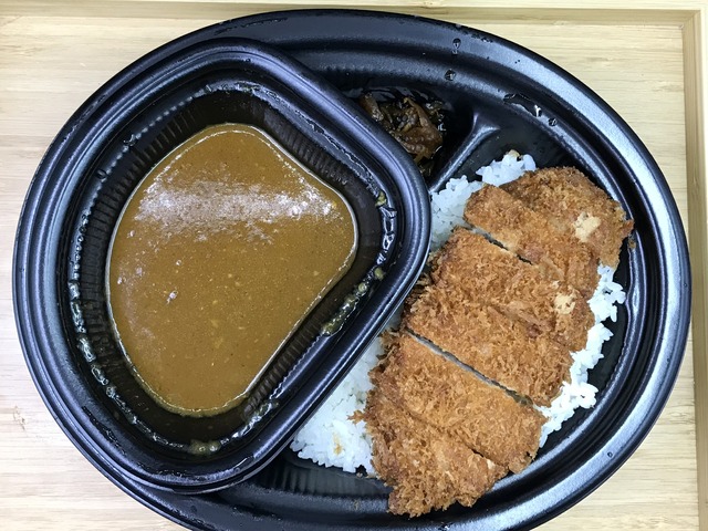 ロースカツカレー