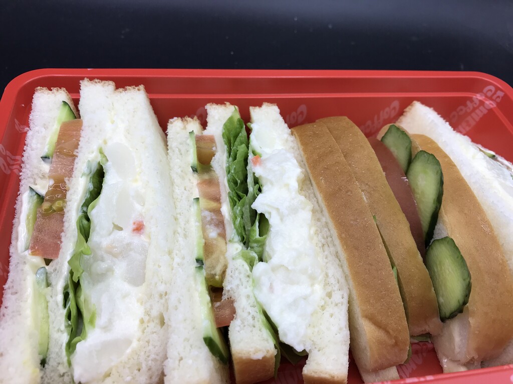 サンドイッチをテイクアウト コメダ珈琲沖浜店 徳島 おいしい 楽しい