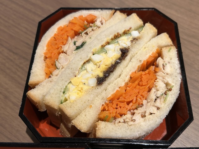 ❸サンドイッチ