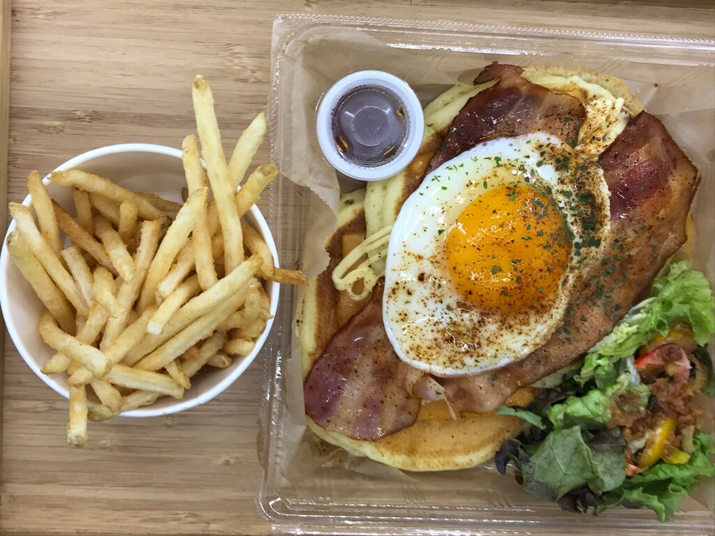 パンケーキカフェでテイクアウト クグル 徳島 おいしい 楽しい パンケーキカフェでテイクアウト クグル 徳島 おいしい 楽しい