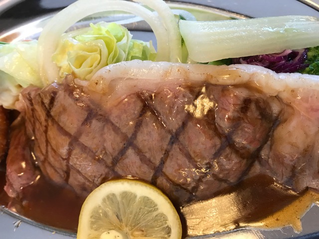 特別ランチステーキ2