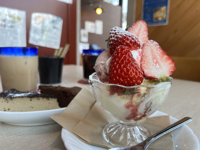 ミニいちごパフェ1-1