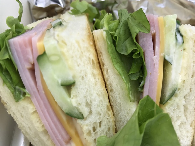 ロースハムとチーズのサンド1-1-1