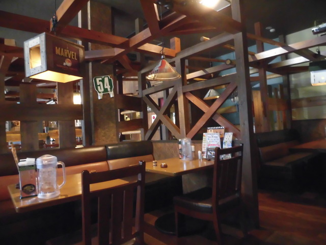 びっくりドンキー春日店内4