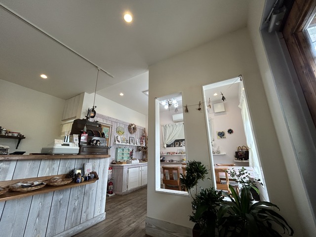 店内1-1-2