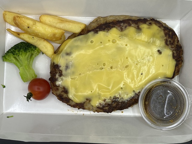 チーズハンバーグ1
