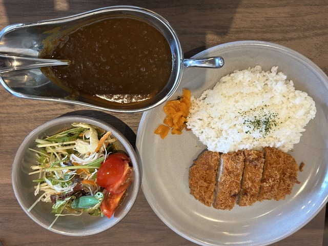 カツカレーランチ1-1