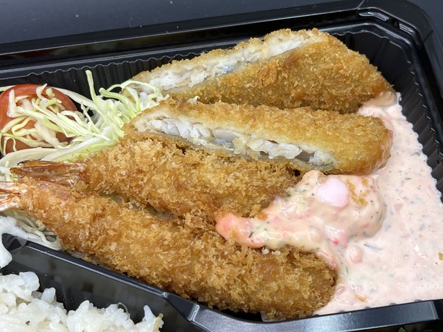 トリュフオイル入りキノコライス弁当1-3-1