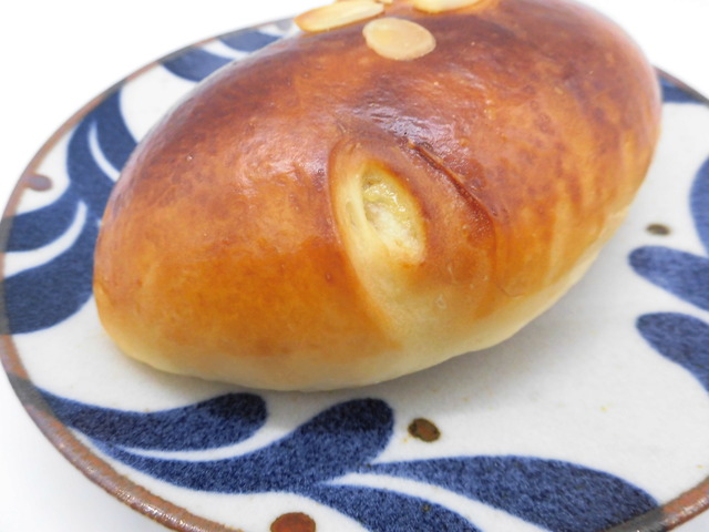 カントリークリームパン