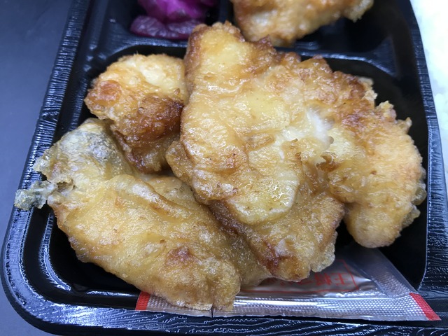 から揚げ弁当2-1-2