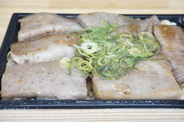匠カルビ弁当1-2