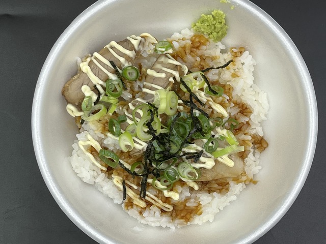 チャーシュー丼