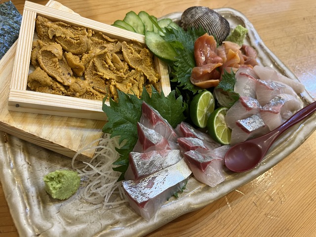 ウニ入り刺し盛1-1.