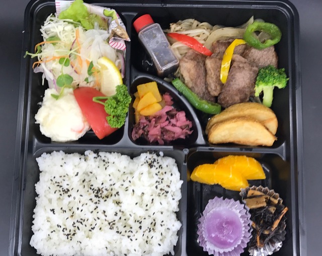 焼肉弁当2