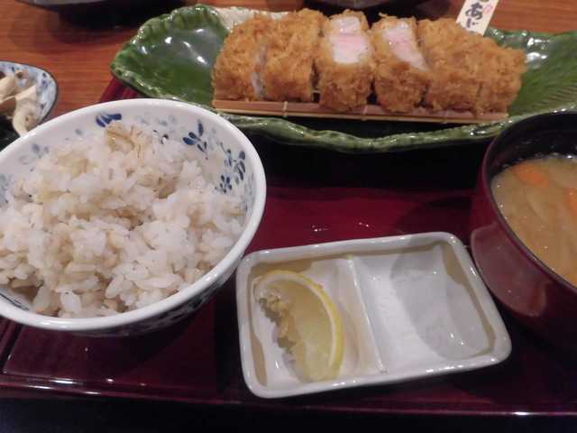 庵治豚ロースかつ