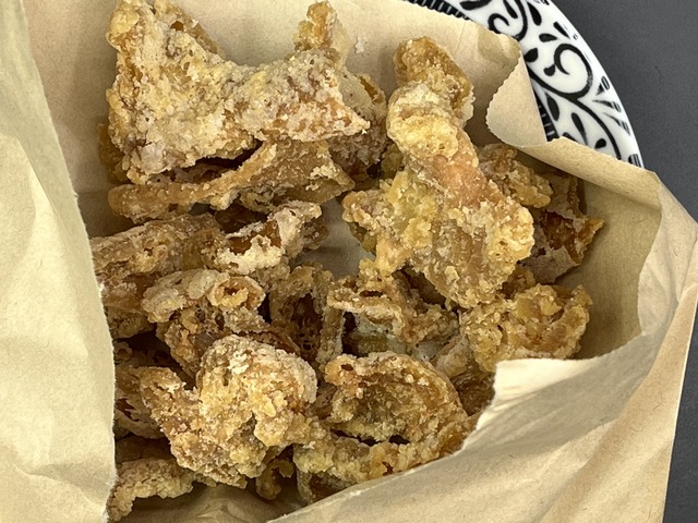 鳥皮パリパリ揚げ1-1