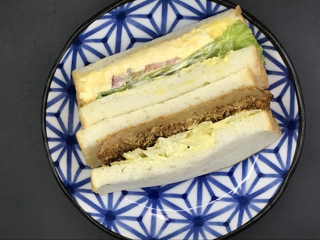 フィッシュカツとたまごサンド