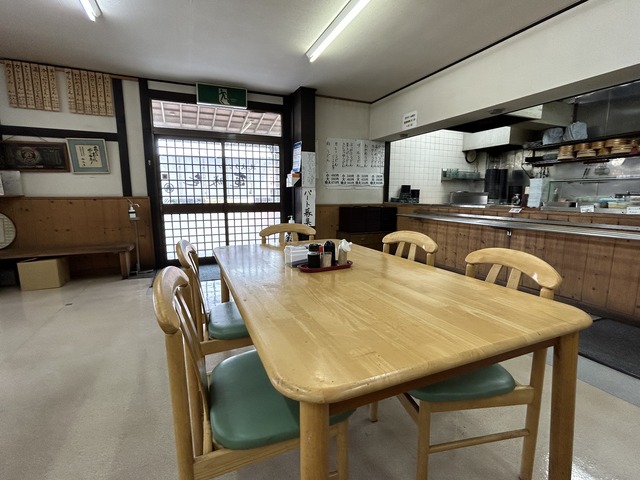 店内1-1