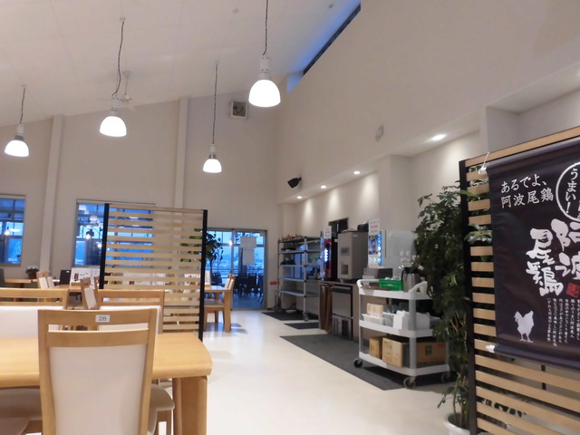 店内1