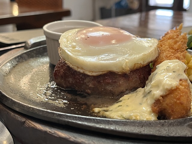 牛ハンバーグ目玉焼き1-2-3