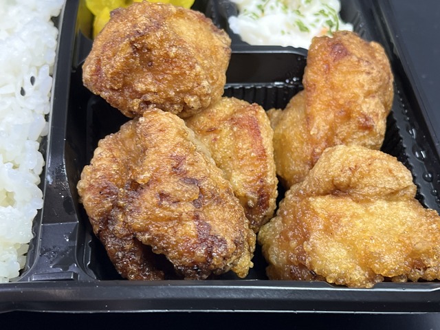 唐揚げ弁当1-2