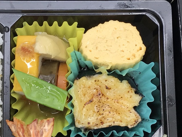 エビフライ弁当2-3