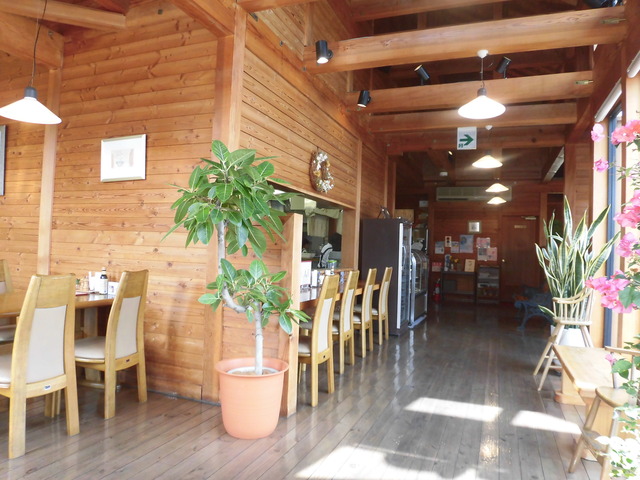 店内3