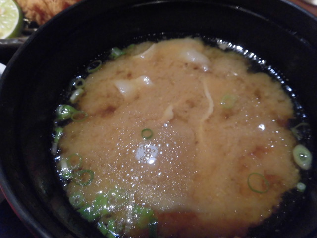 やまかつトン汁