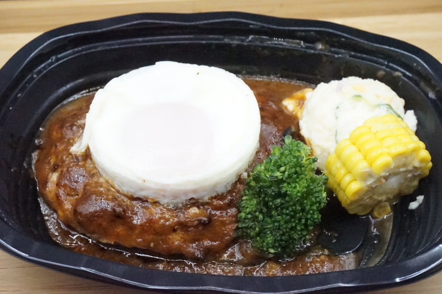 目玉焼きハンバーグ1-1