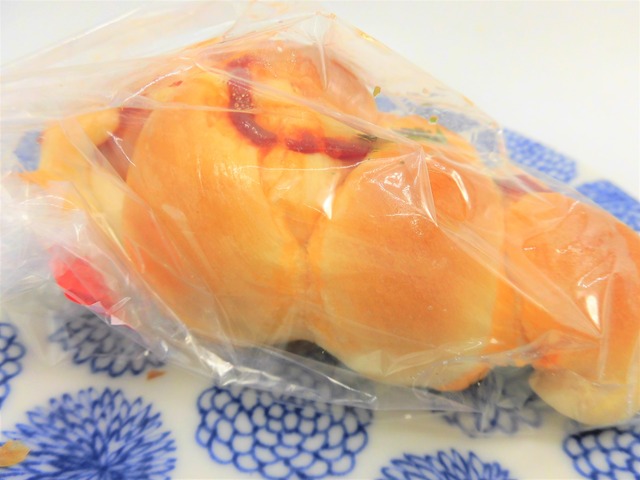 叶ソーセージのパン