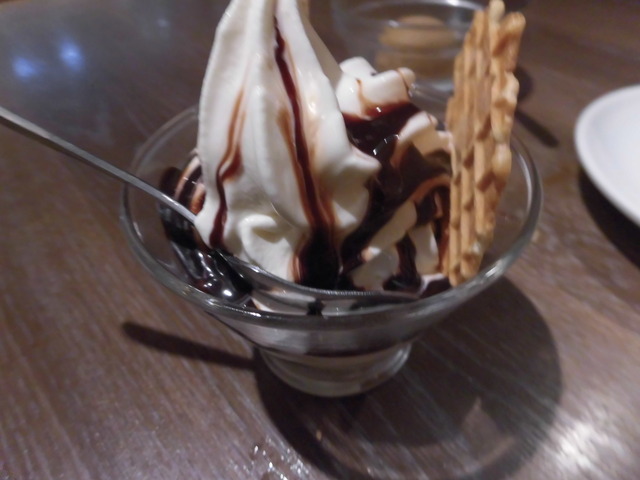 チョコレートパフェ