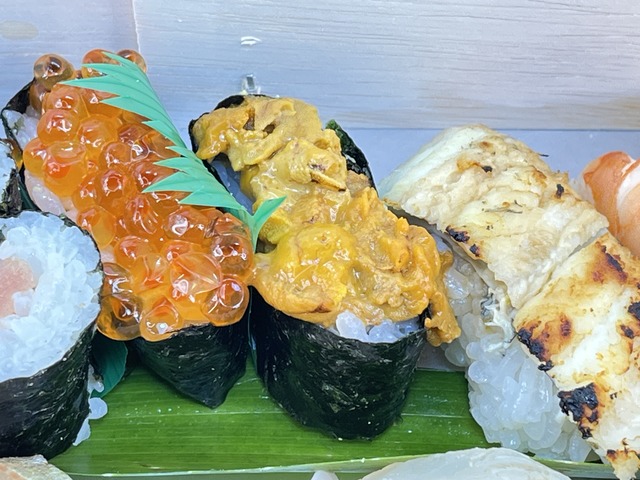 上にぎりいくらうに