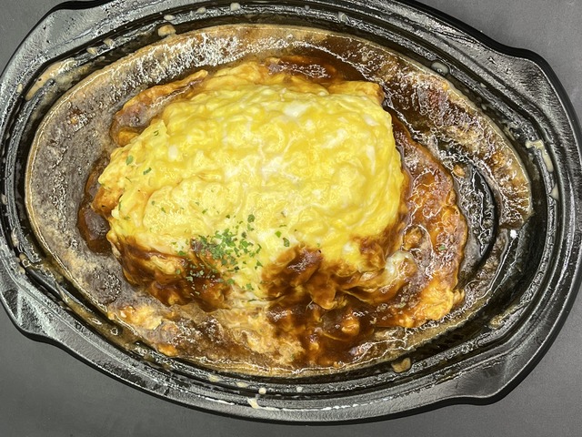 とろ～りたまごのオムライス1