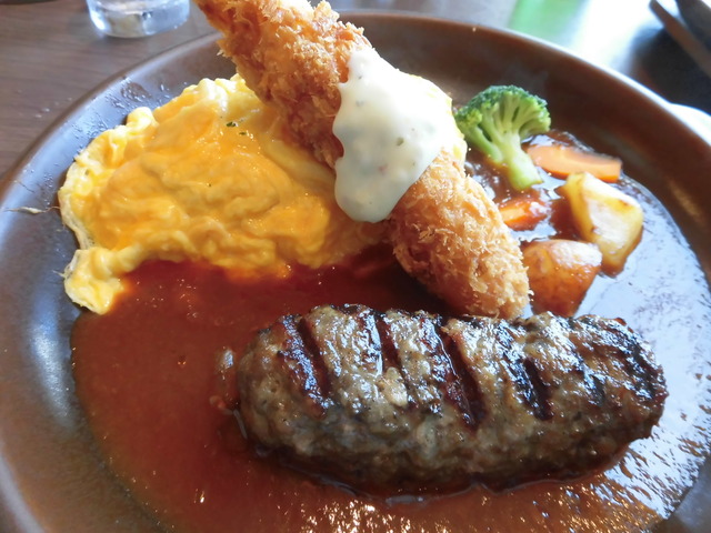 オムライス亭陶板海老ハンバーグ1