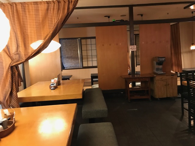 店内1