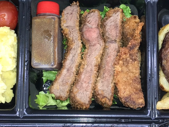 牛カツローストビーフ弁当2-4-1