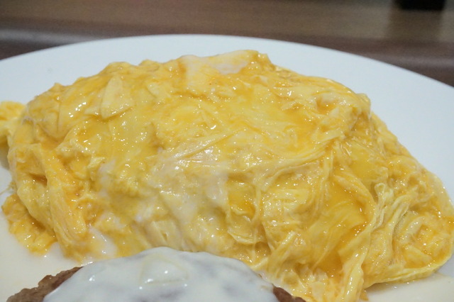 クリームバーグオムライス2-2