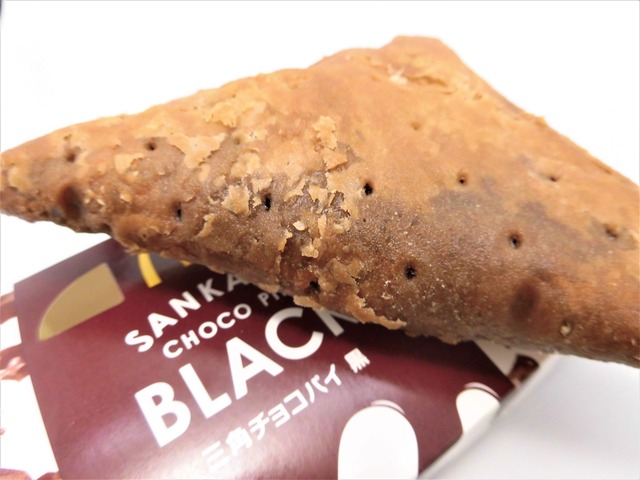 三角チョコパイ