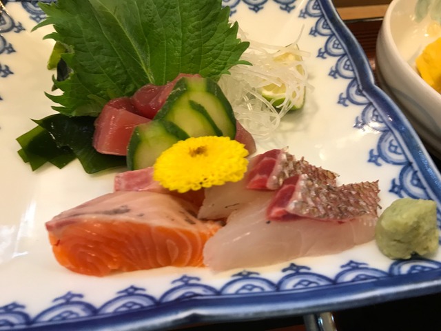 おすすめ定食刺身2