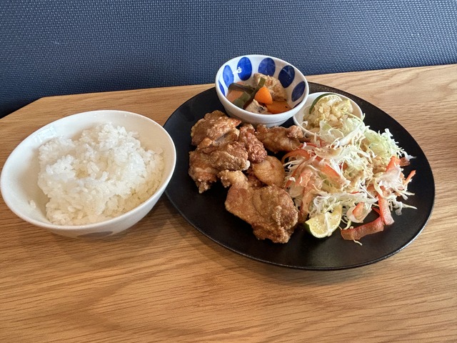 からあげ定食1