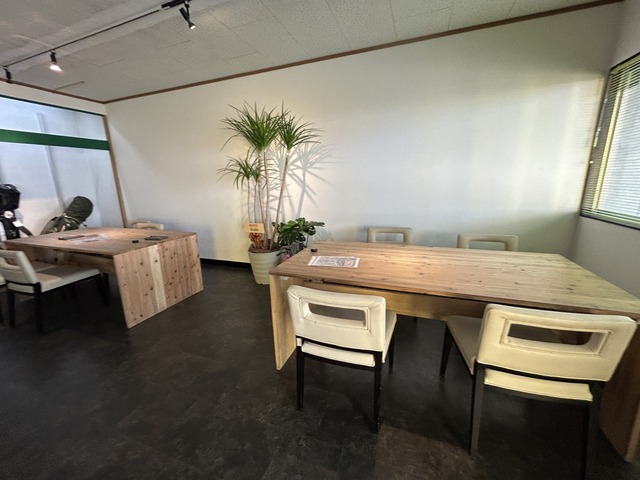 店内1-1-2
