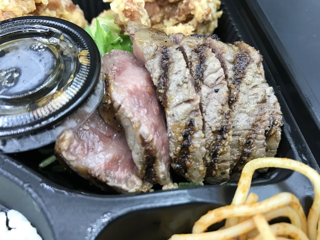阿波牛ステーキ弁当2-2