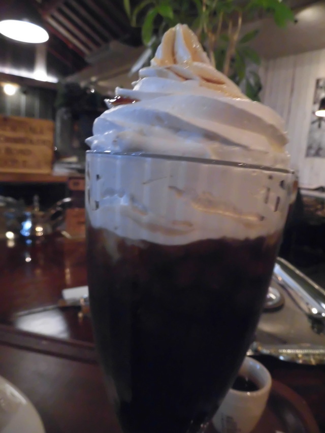 高松グッドネイバーズ珈琲黒蜜アイスコーヒー1